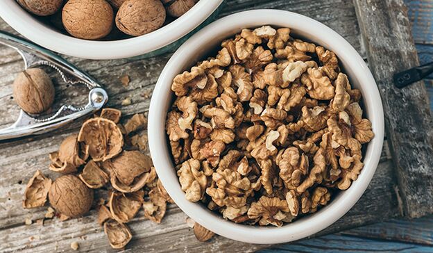 Walnuts increase testosterone production in men